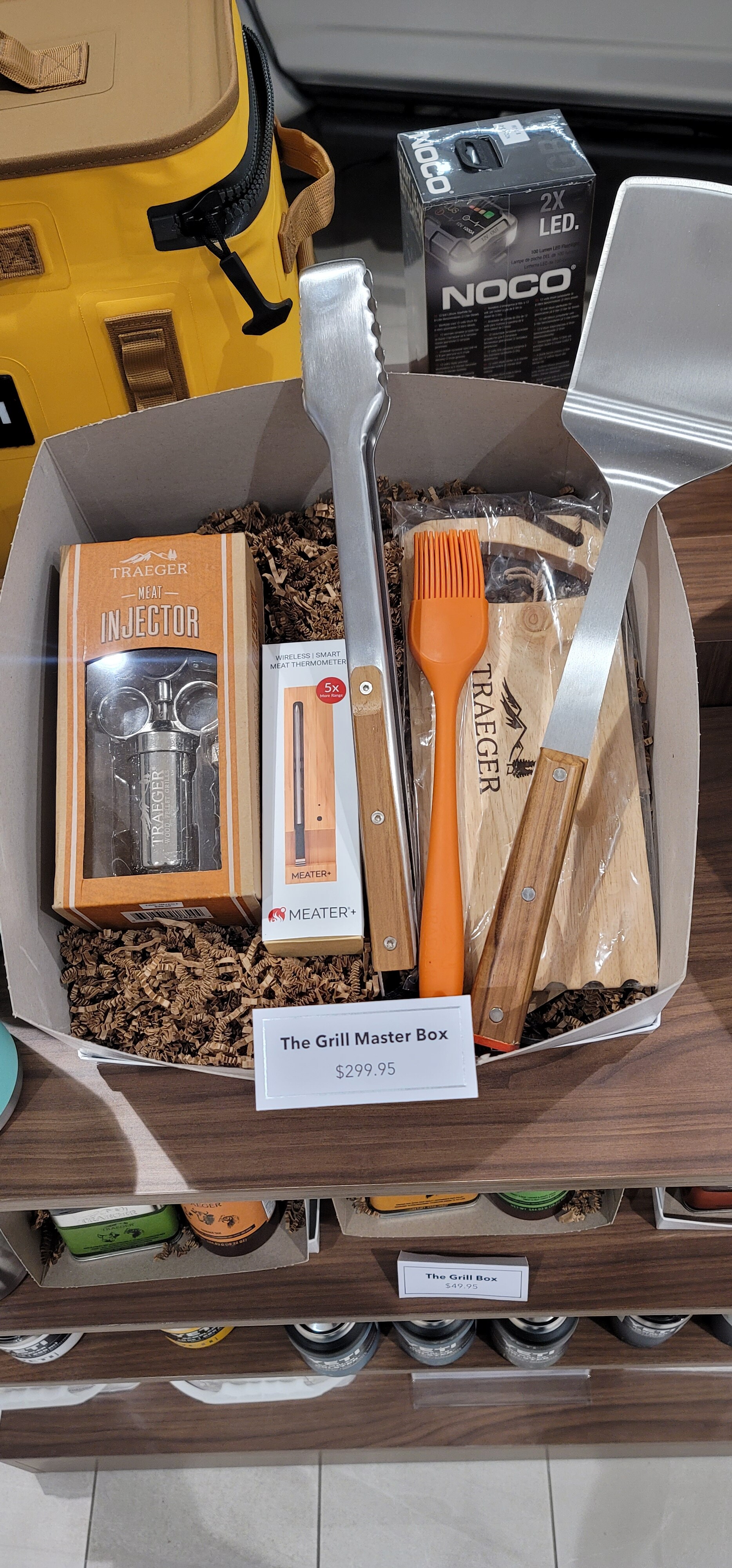 Edmonton-Holiday-Gift-Boxes-4.jpg