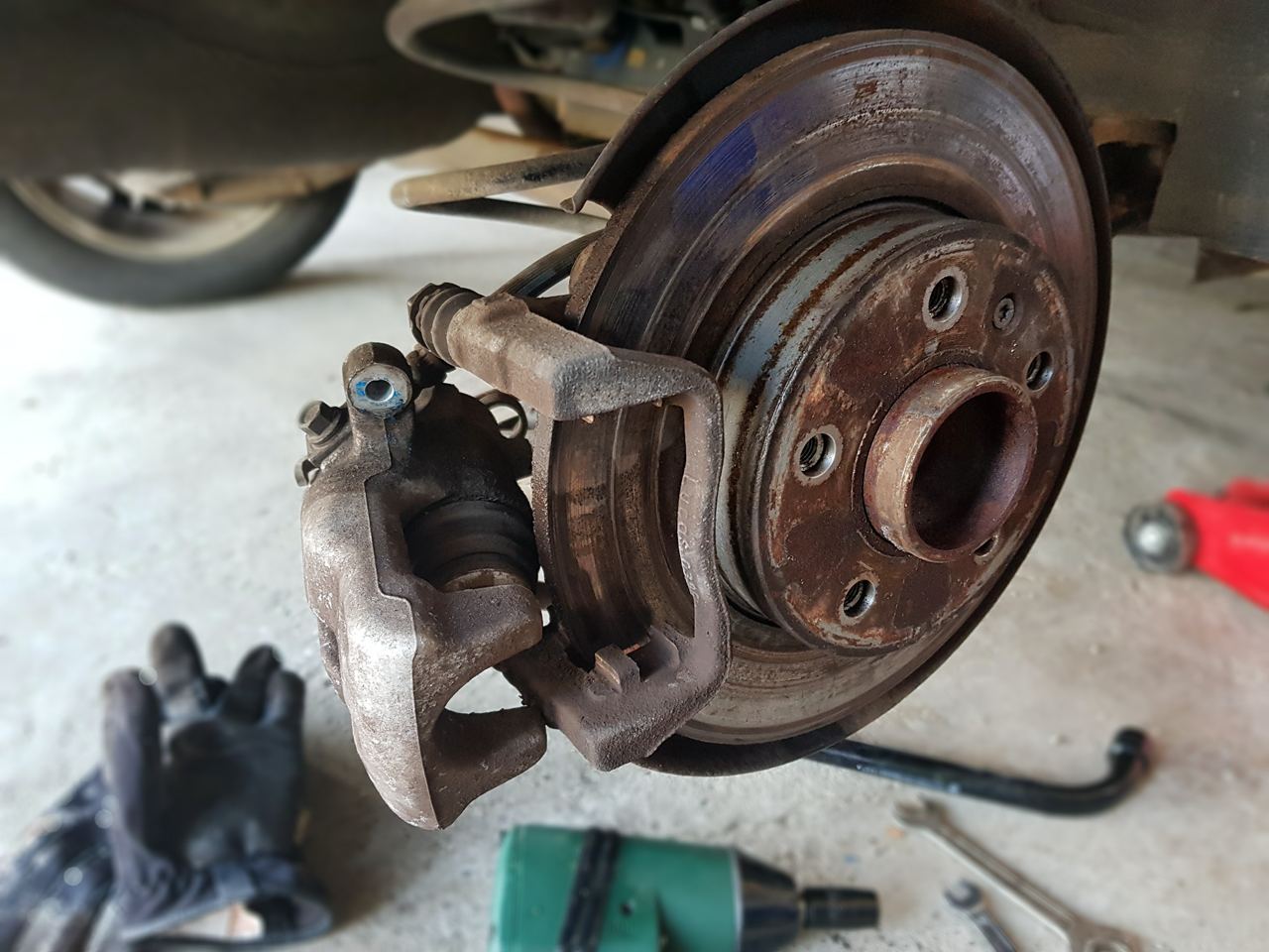 3 Ways To Tell You Need New Brake Pads West Edmonton Mall Toyota