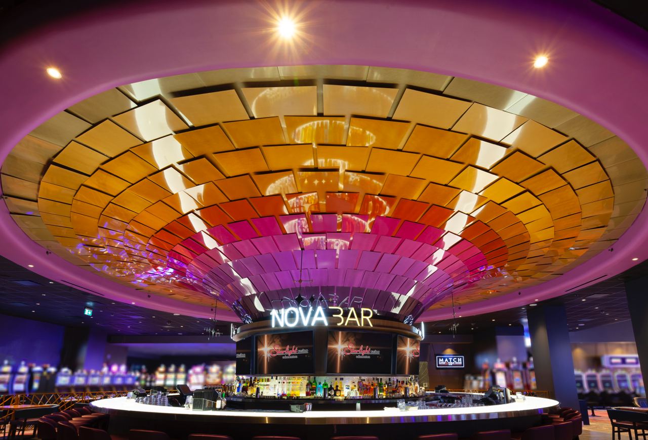 Starlight_Casino_Edmonton_1.jpg