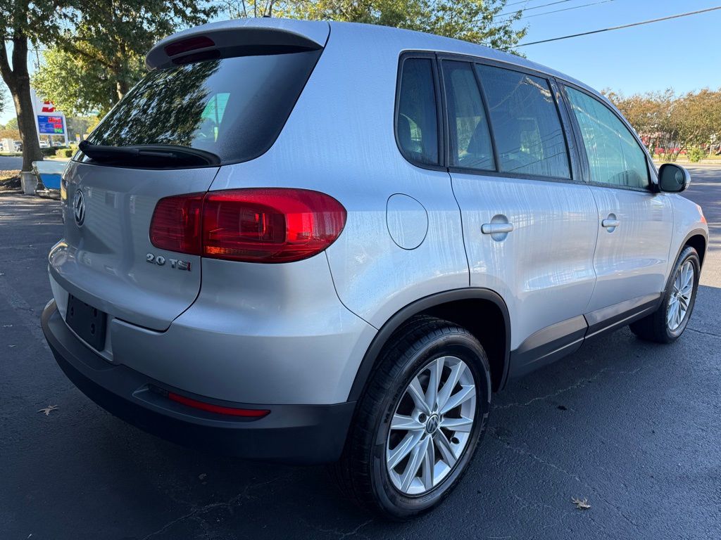 2014 Volkswagen Tiguan S photo 3