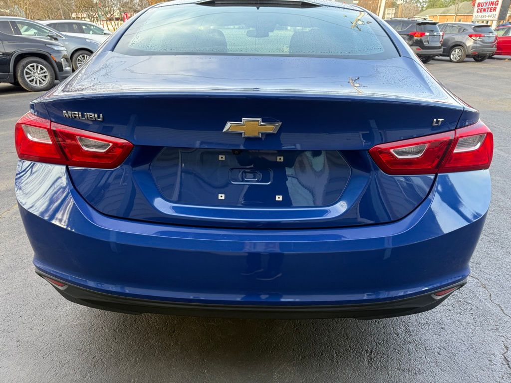 2023 Chevrolet Malibu 1LT photo 4