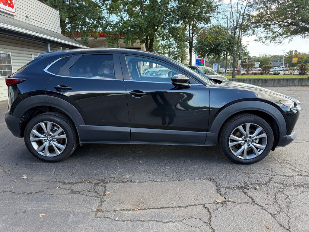 2021 Mazda CX-30 Select photo 2