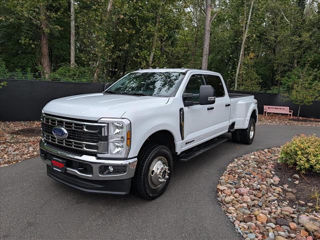2026 Ford F-350 Super Duty XLT