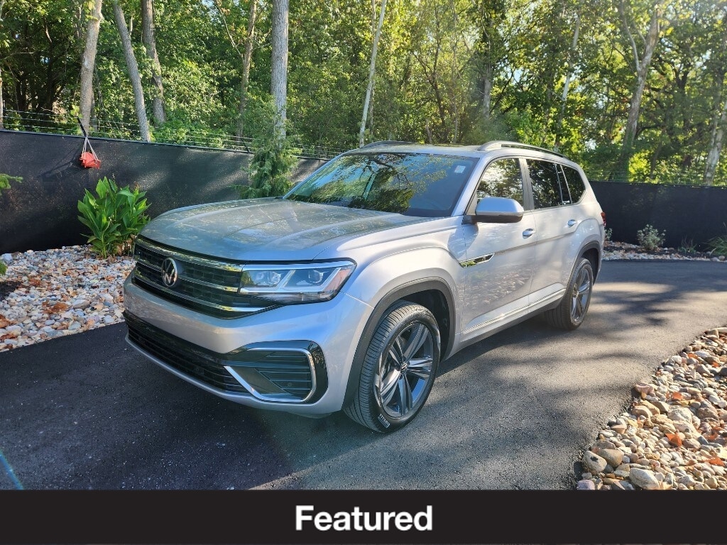 2021 Volkswagen Atlas SE w/Tech R-Line