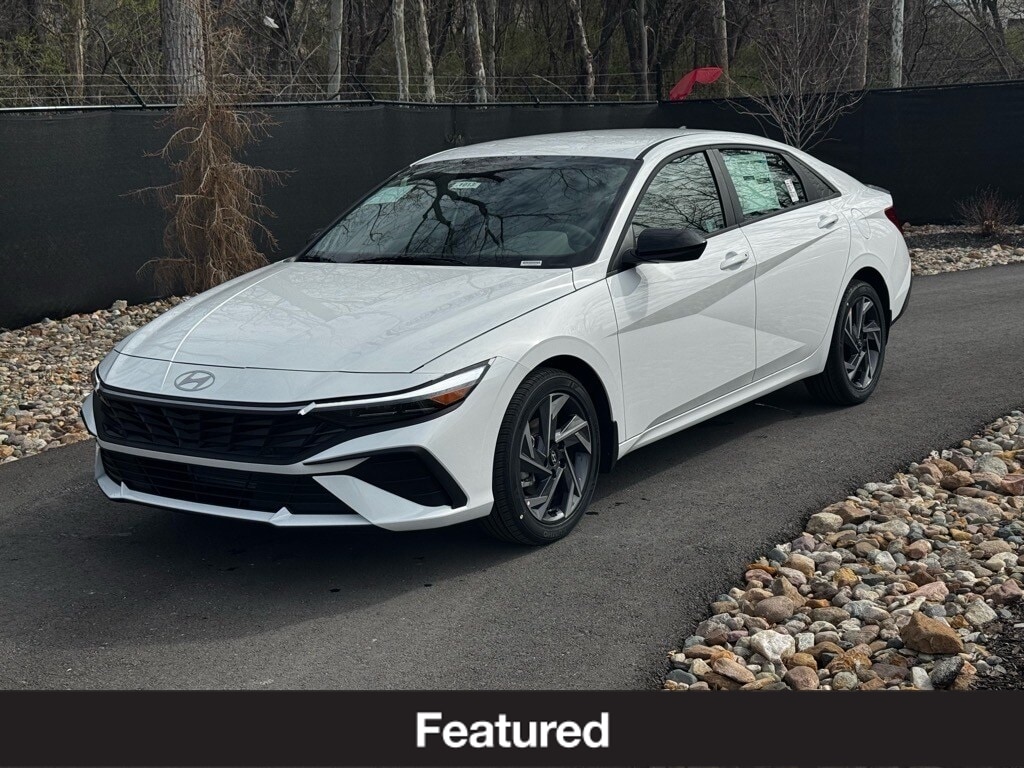 2025 Hyundai Elantra SEL