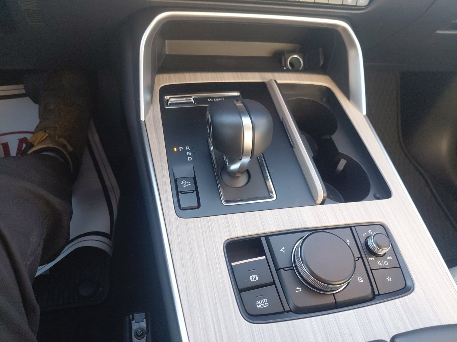 2025 Mazda CX-90 Preferred Package - Photo 15