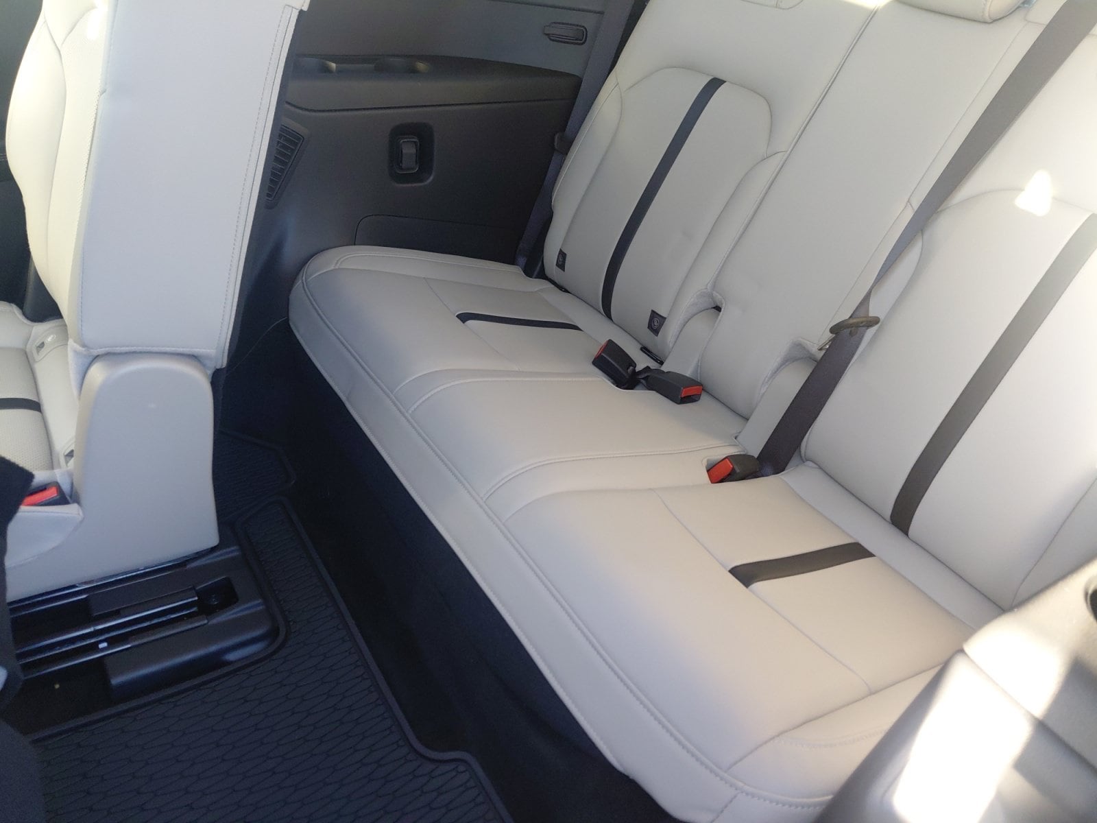 2025 Mazda CX-90 Preferred Package - Photo 19