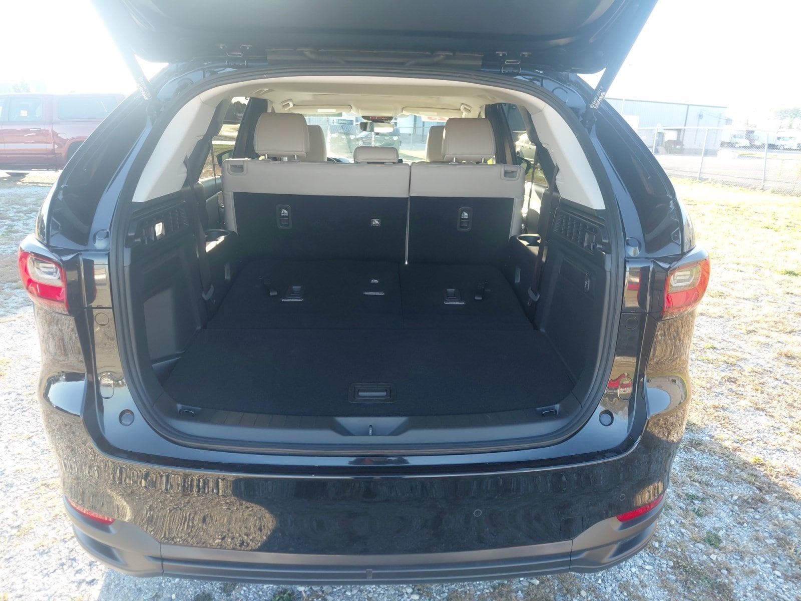 2025 Mazda CX-90 Preferred Package - Photo 20