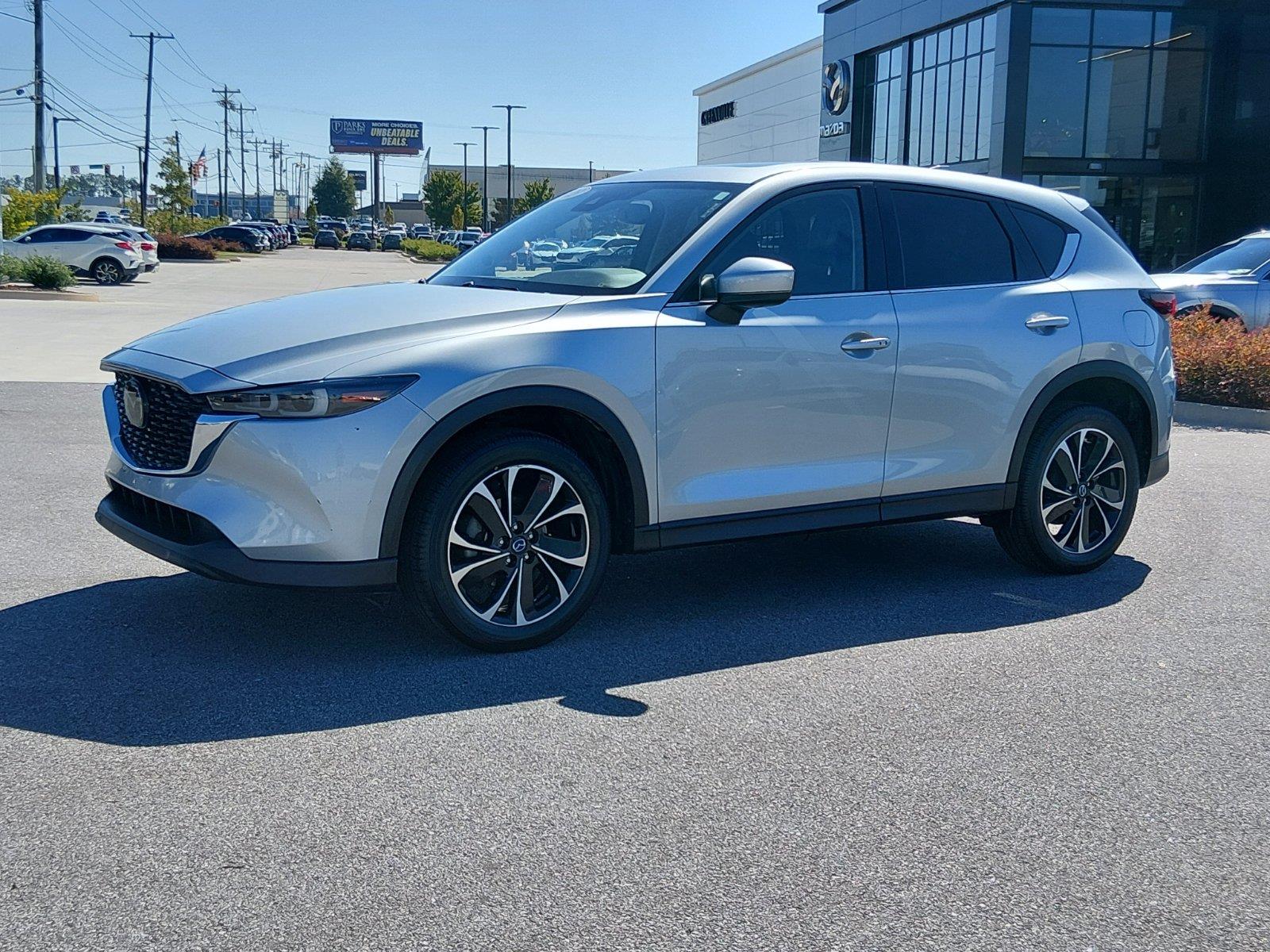 2023 Mazda CX-5 S Premium package