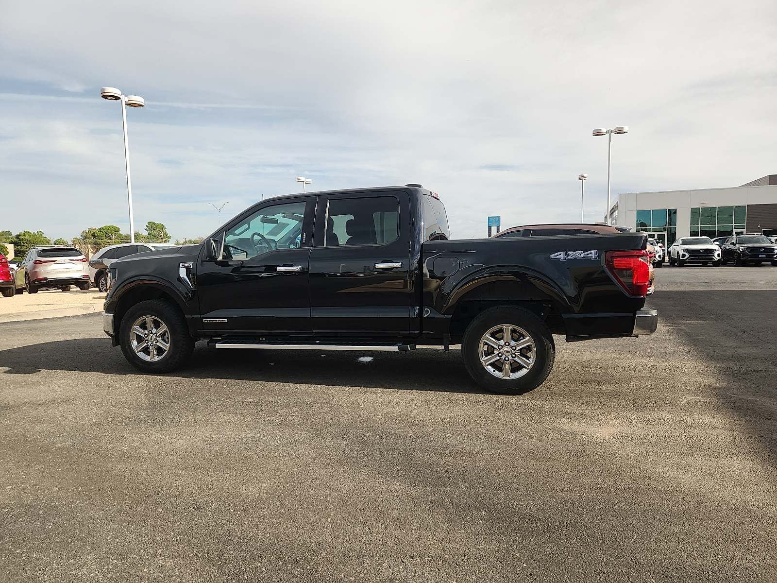 Used 2024 Ford F-150 XLT Truck SuperCrew Cab