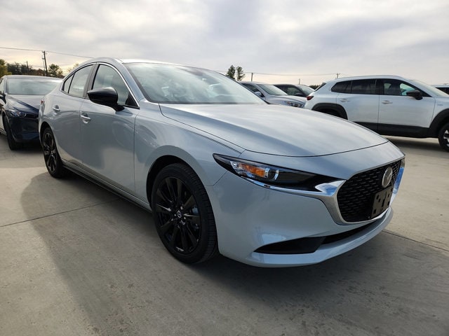 2026 Mazda Mazda3 Select Sport's photo