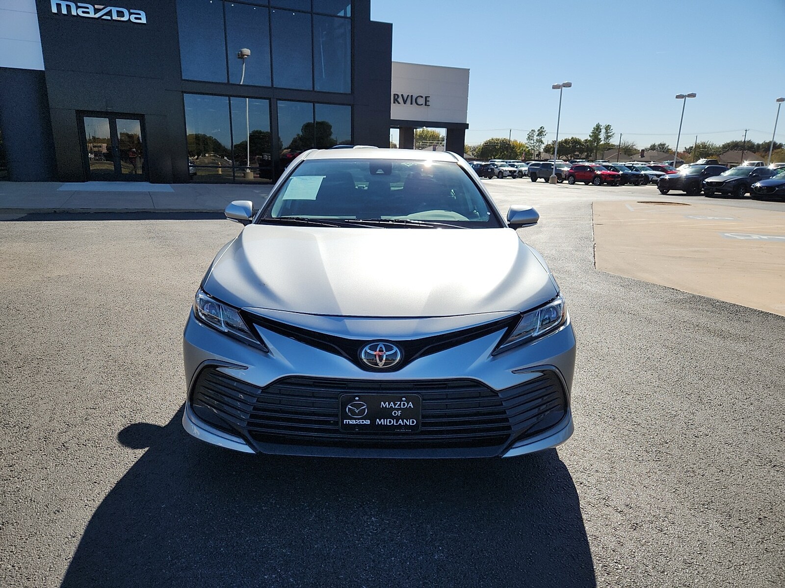 2023 Toyota Camry LE photo 2