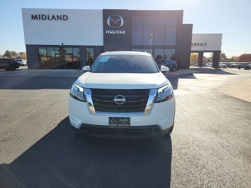 Used 2024 Nissan Pathfinder SV SUV