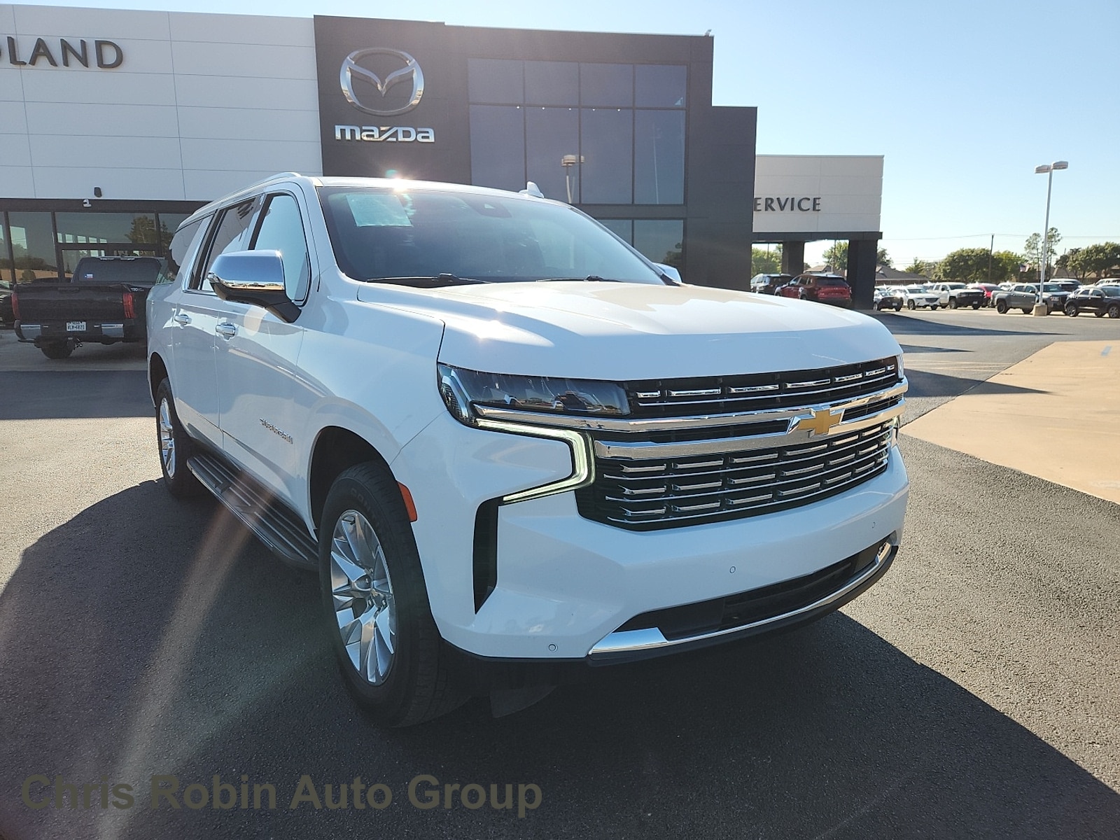 2023 Chevrolet Suburban Premier's photo