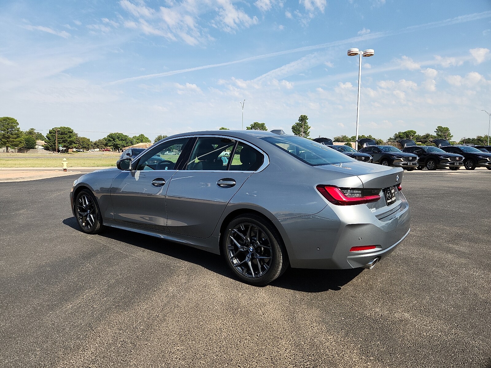 2025 Bmw 330i photo 4