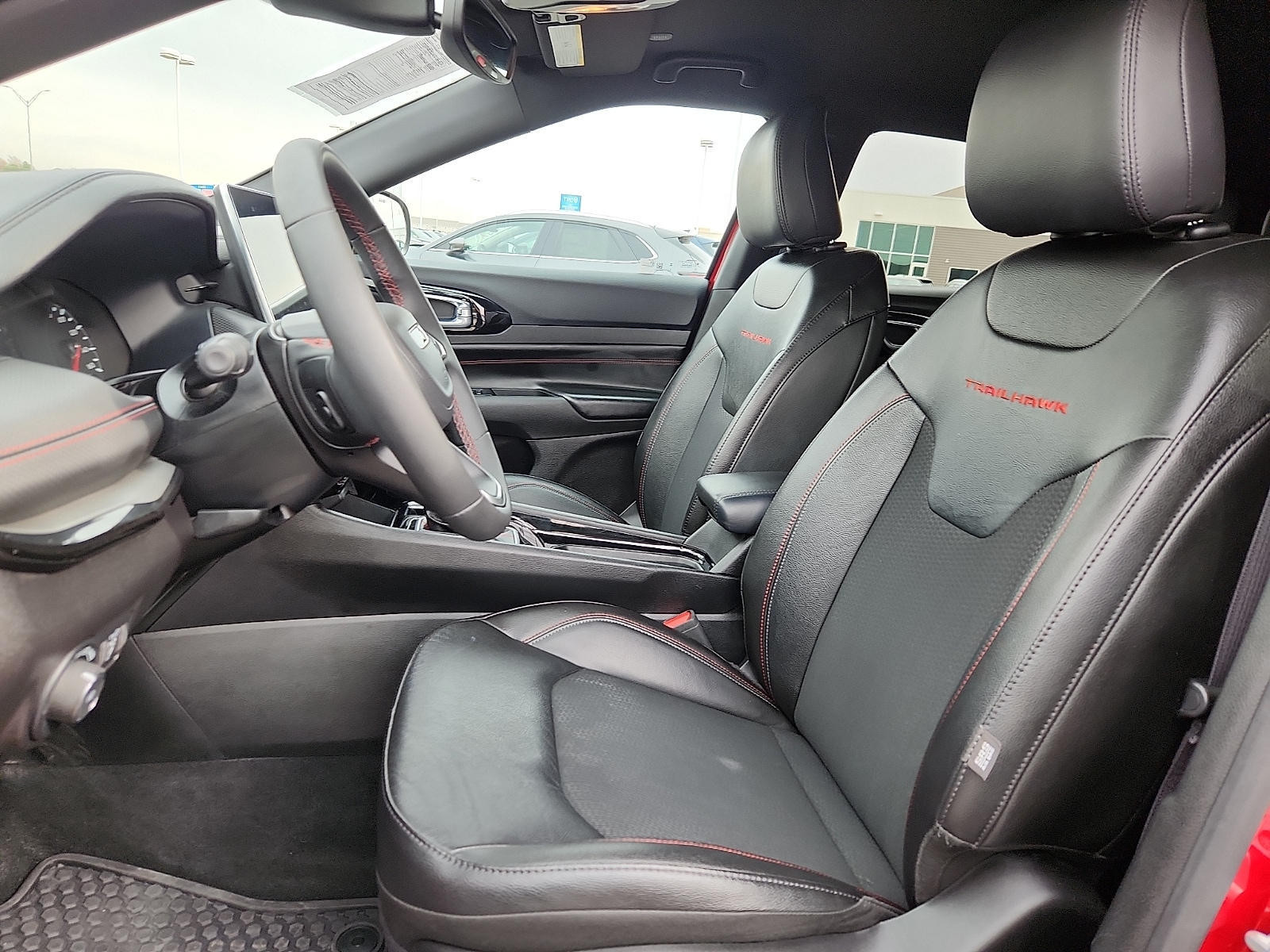 2025 Jeep Compass Trailhawk - Photo 13