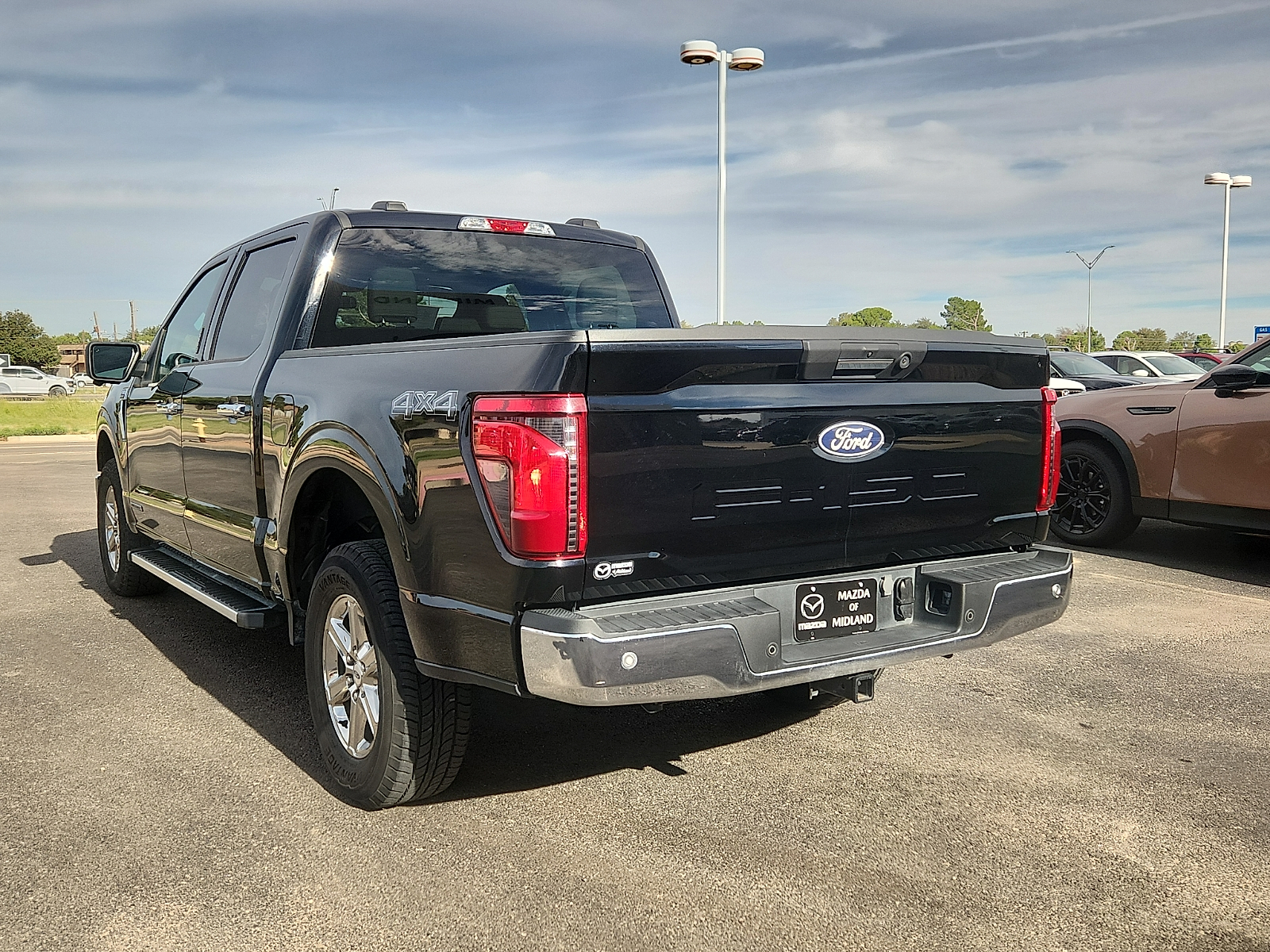 Used 2024 Ford F-150 XLT Truck SuperCrew Cab