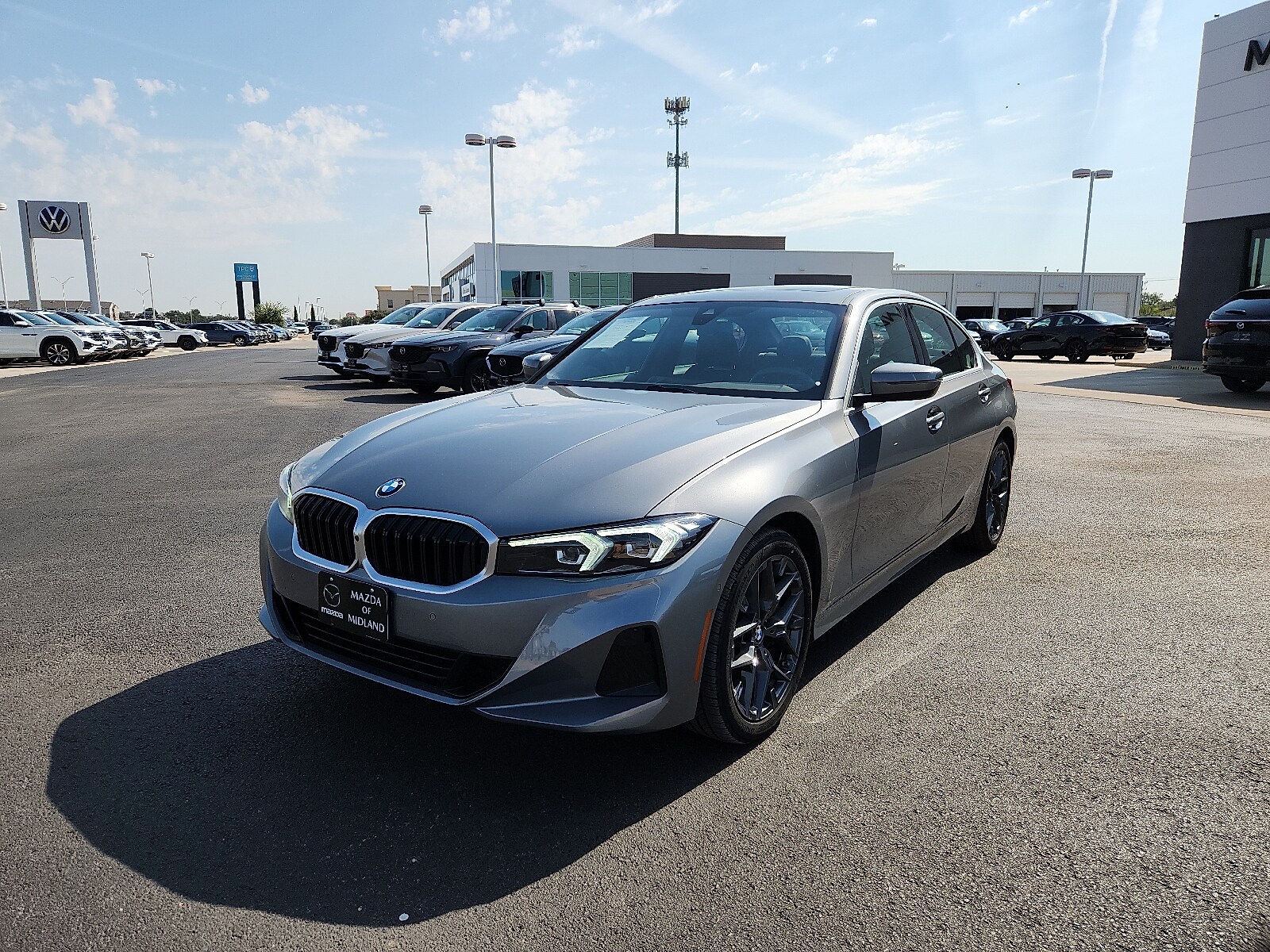 2025 Bmw 330i photo 3