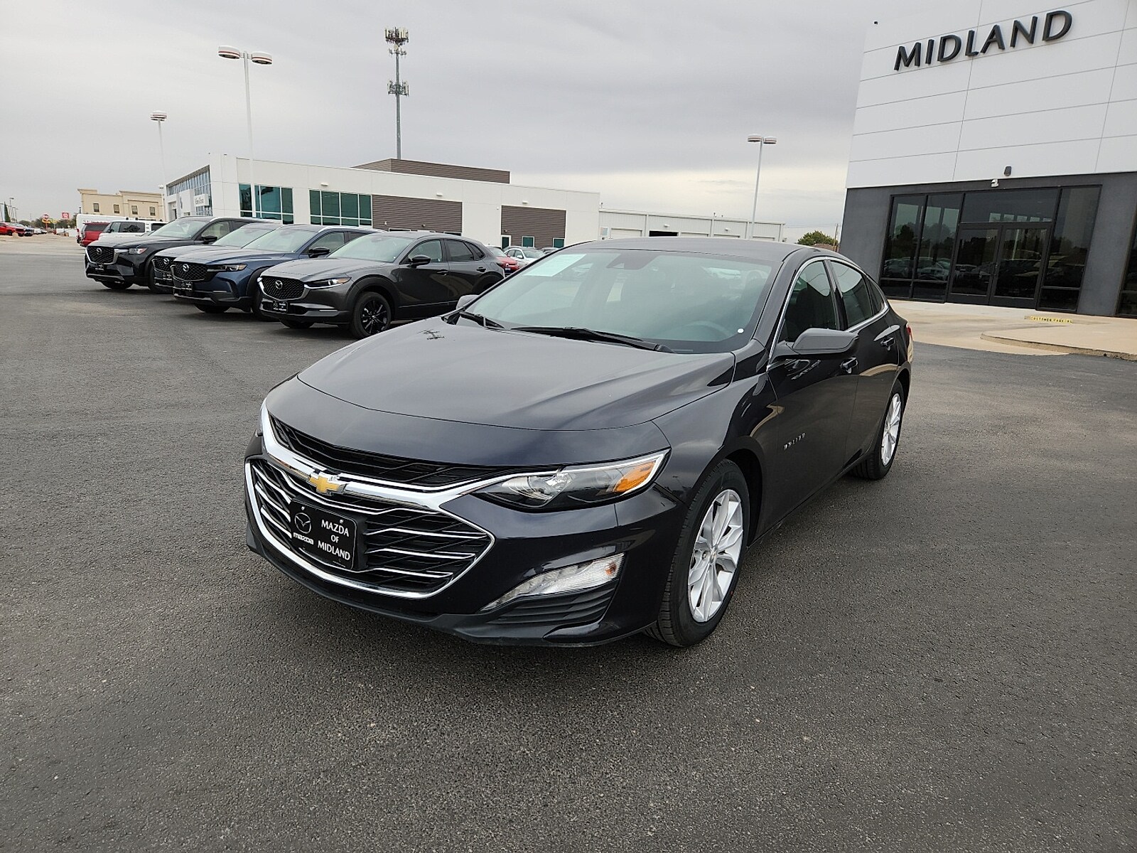 2023 Chevrolet Malibu 1LT photo 3