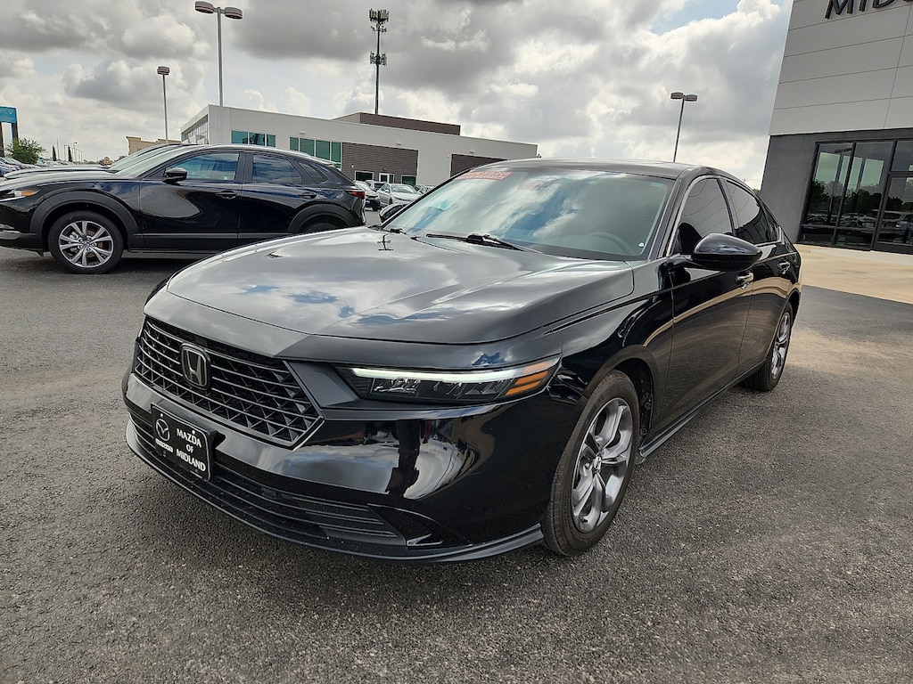 Used 2024 Honda Accord EX Sedan