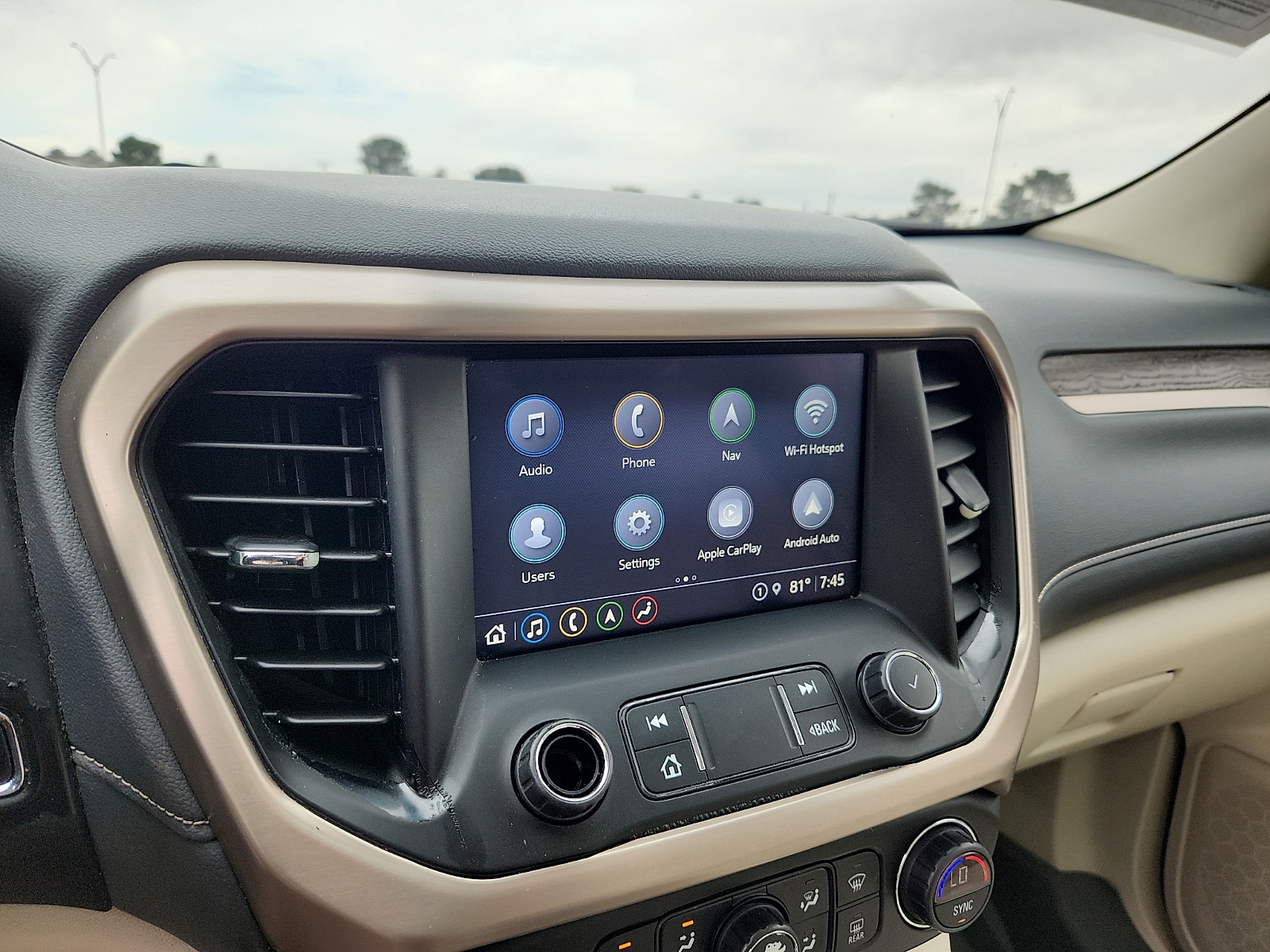 2022 GMC Acadia Denali - Photo 19