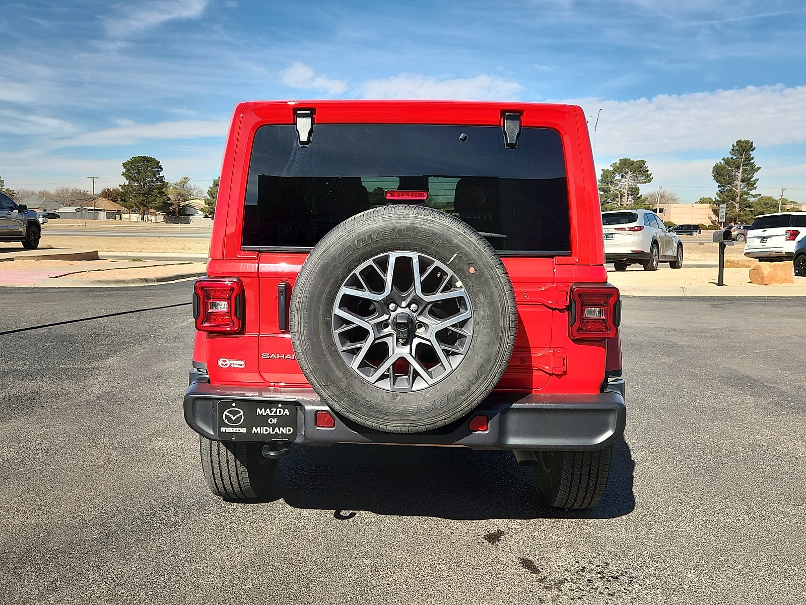 2025 Jeep Wrangler 4-Door Sahara - Photo 6