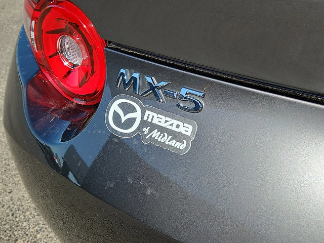 2026 Mazda MX-5 GT - Photo 10