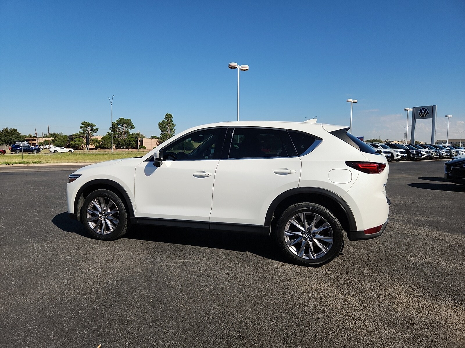 2019 Mazda CX-5 Grand Touring photo 2