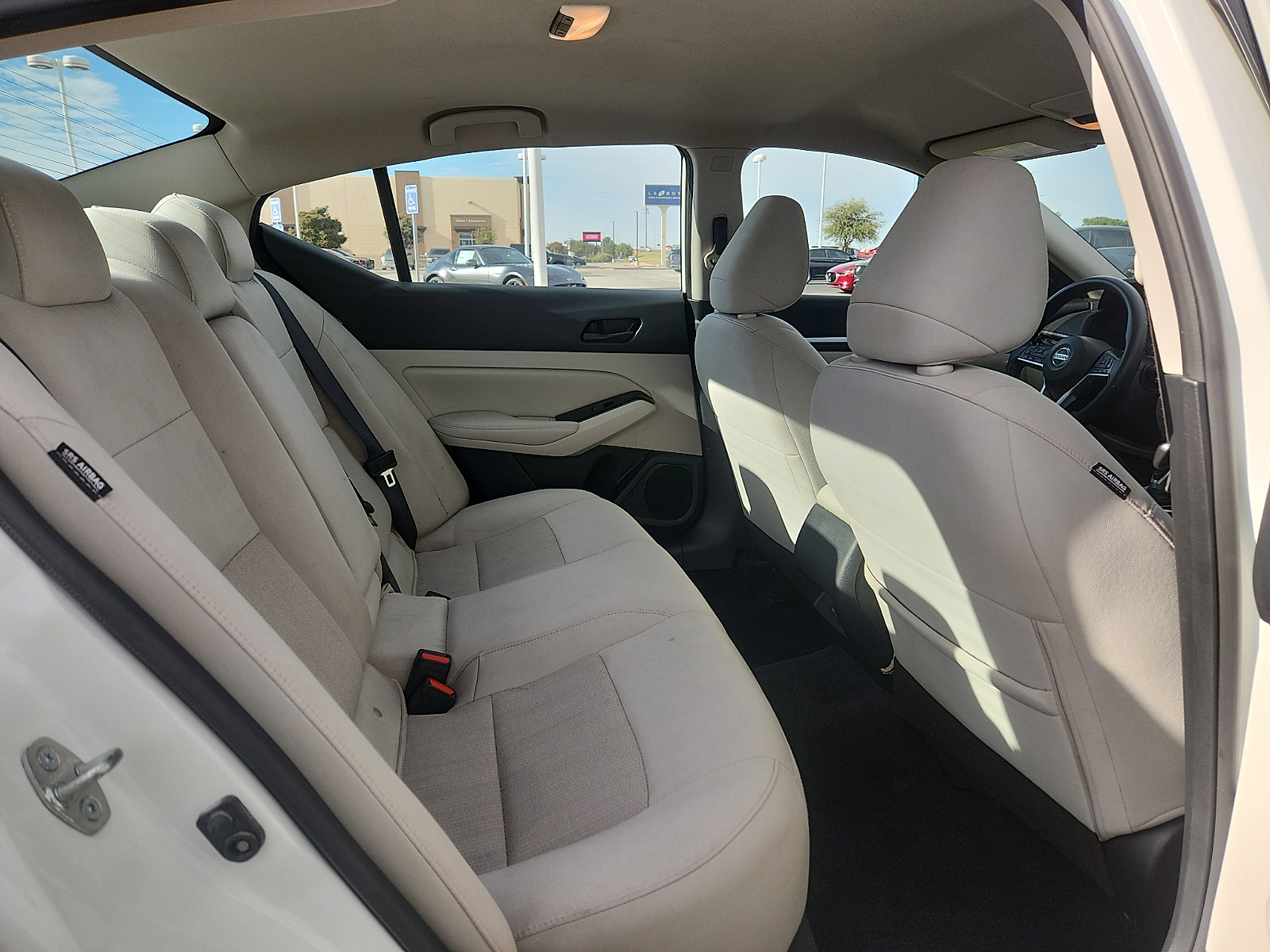 2023 Nissan Altima SV - Photo 13
