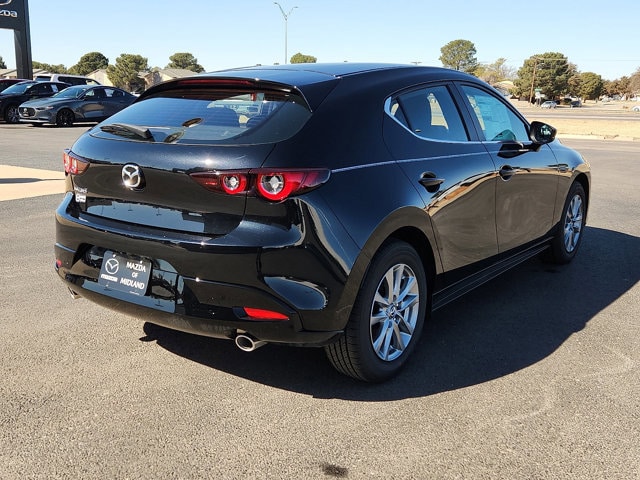 2026 Mazda Mazda3 S - Photo 7