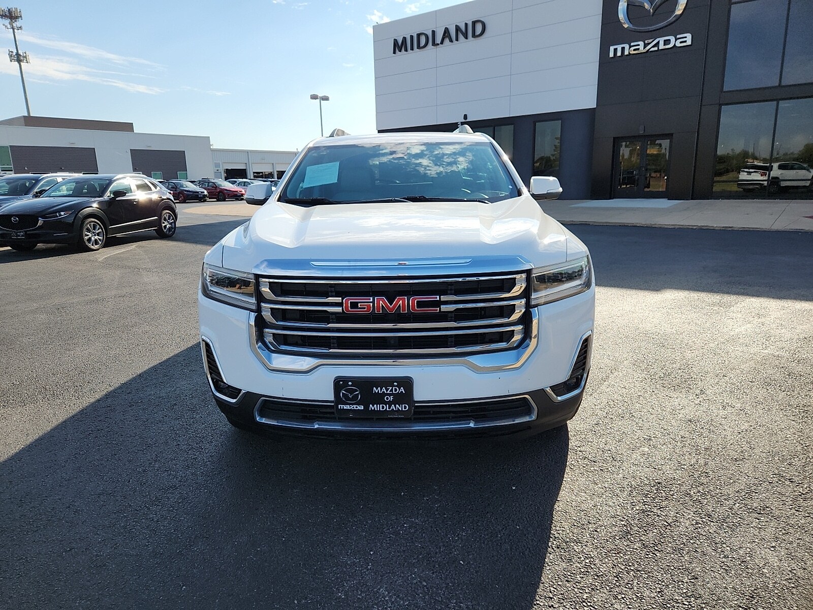 2023 Gmc Acadia SLT photo 2