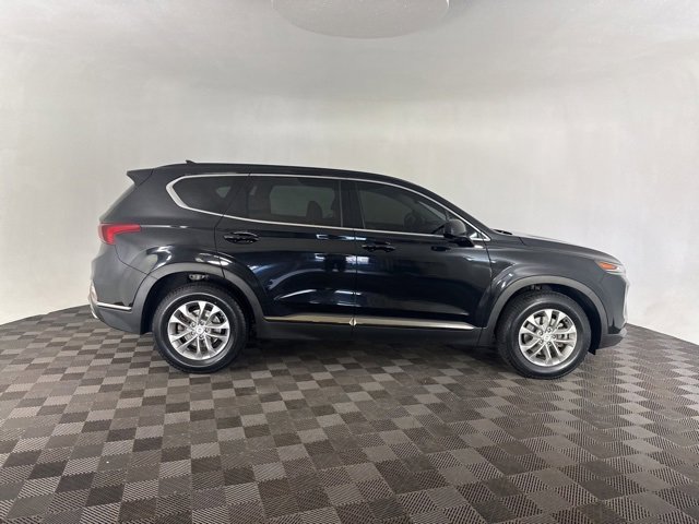 2019 Hyundai Santa Fe SEL photo 3
