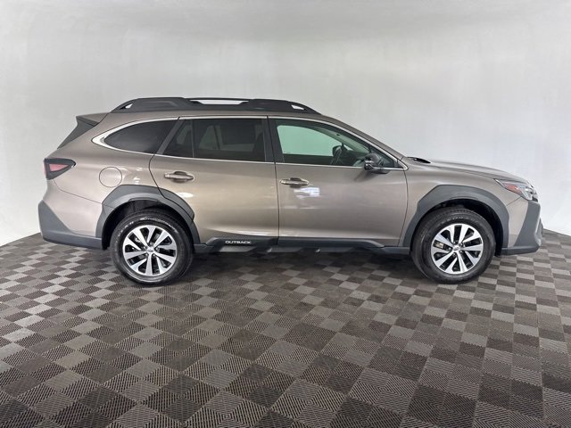 2024 Subaru Outback Premium photo 4