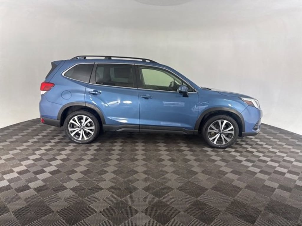 Used 2023 Subaru Forester Limited SUV