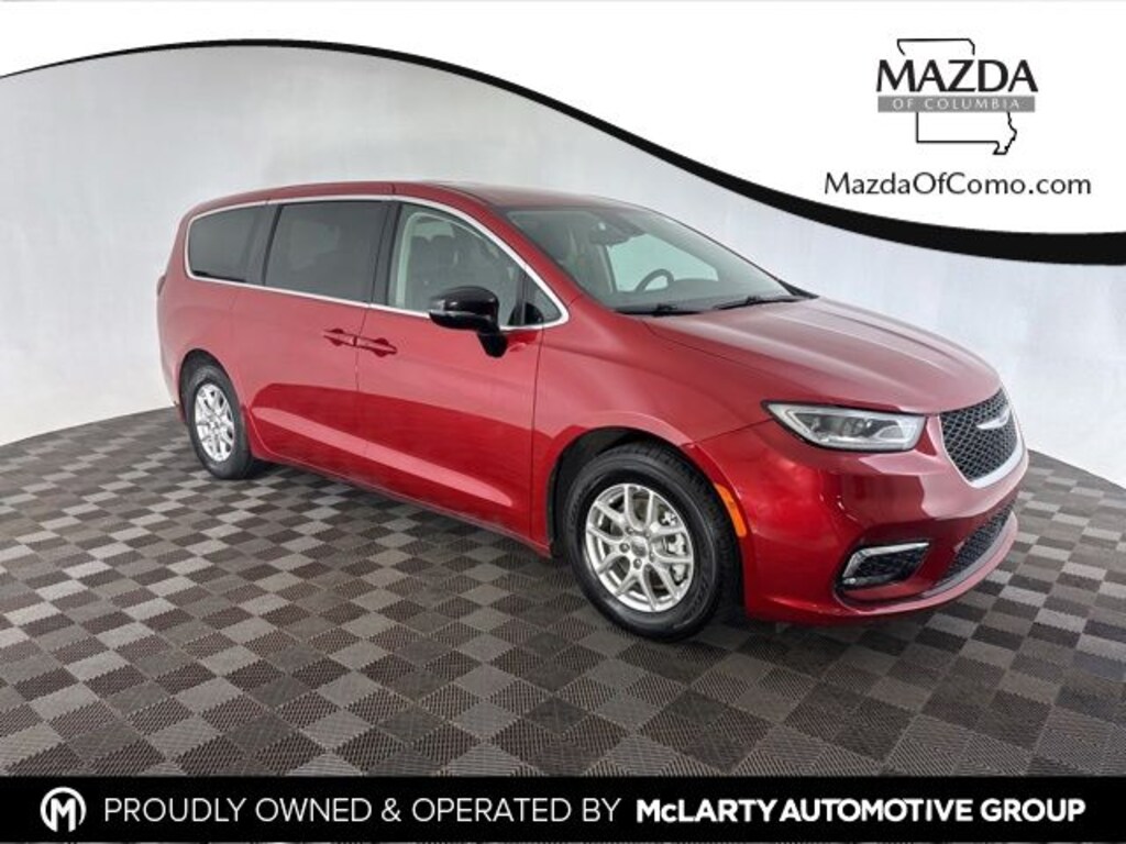 Used 2024 Chrysler Pacifica Touring L Touring L FWD