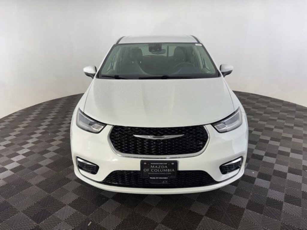 Used 2023 Chrysler Pacifica Touring L Touring L FWD