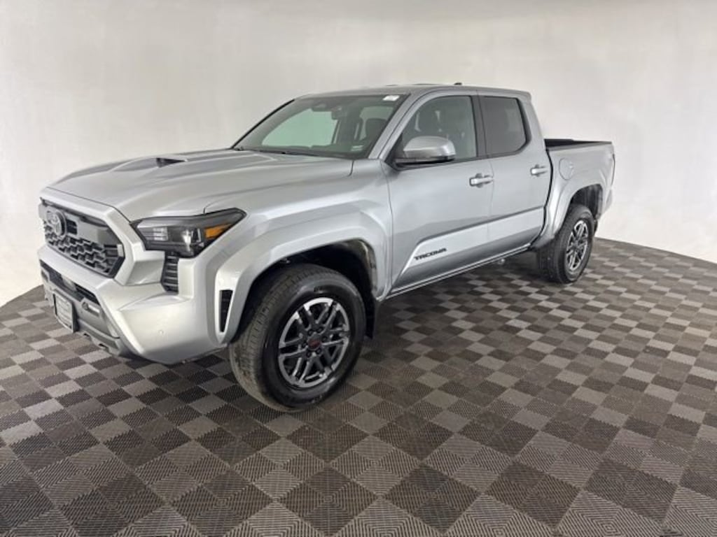 Used 2025 Toyota Tacoma 4WD TRD Sport TRD Sport Double Cab 5 Bed AT