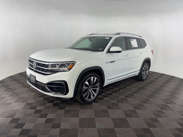 2022 Volkswagen Atlas V6 SEL Premium R-Line photo 2