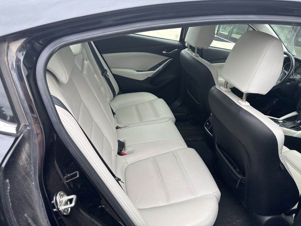 2016 Mazda Mazda6 Grand Touring photo 3