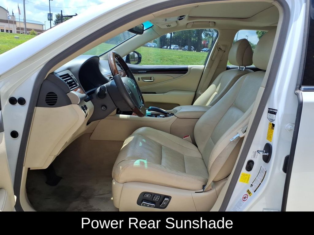 2014 Lexus LS Base - Photo 13
