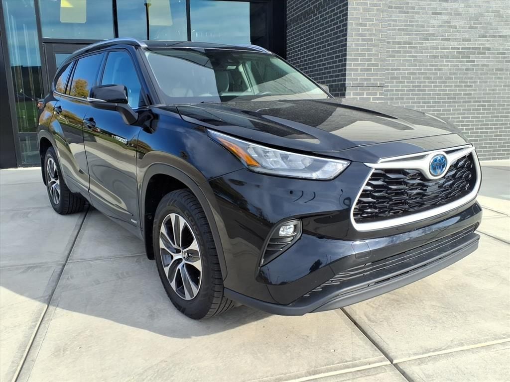 2020 Toyota Highlander XLE's photo