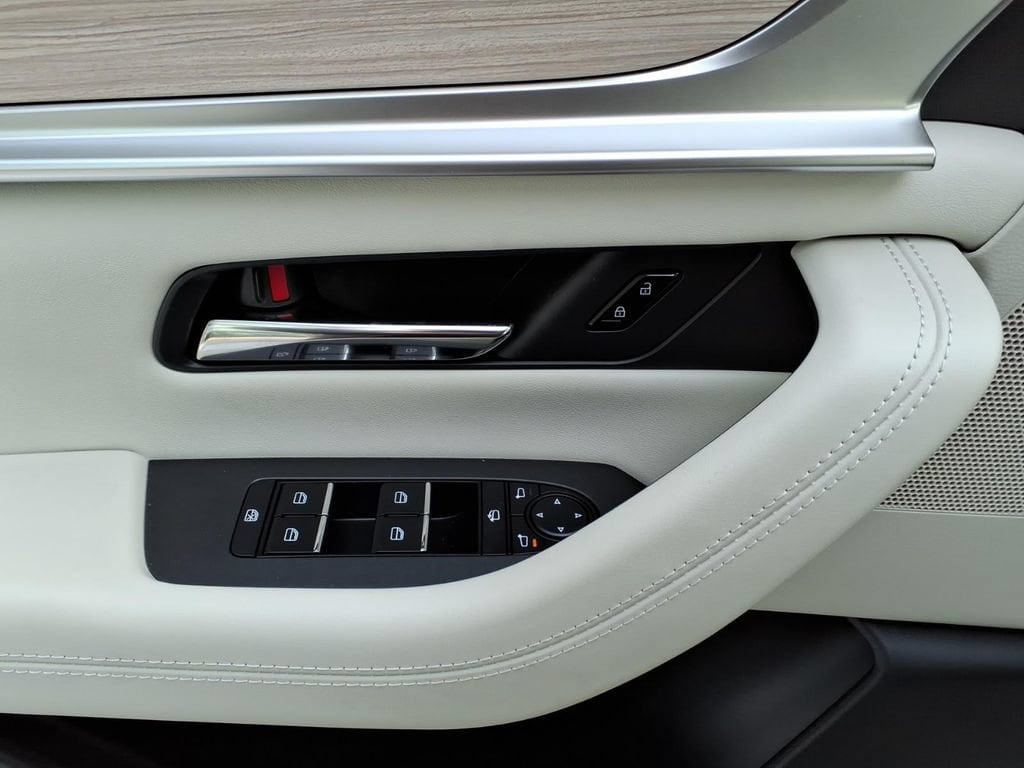 2026 Mazda CX-90 Premium Plus Package - Photo 11