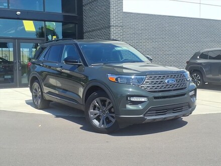 2023 Ford Explorer XLT SUV