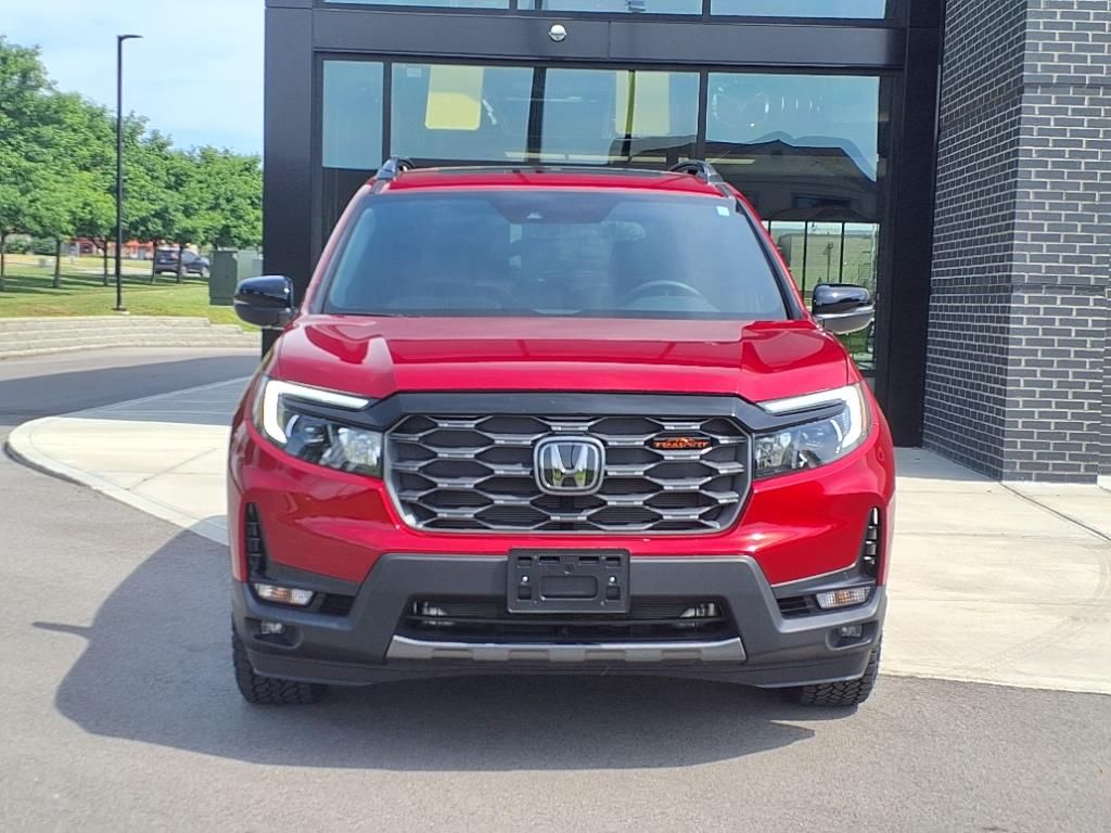 2024 Honda Passport TrailSport photo 2