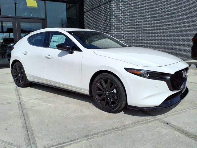 2026 Mazda CX-3 Premium Plus 2.5 AT 5-Door SKYACTIV AWD's photo