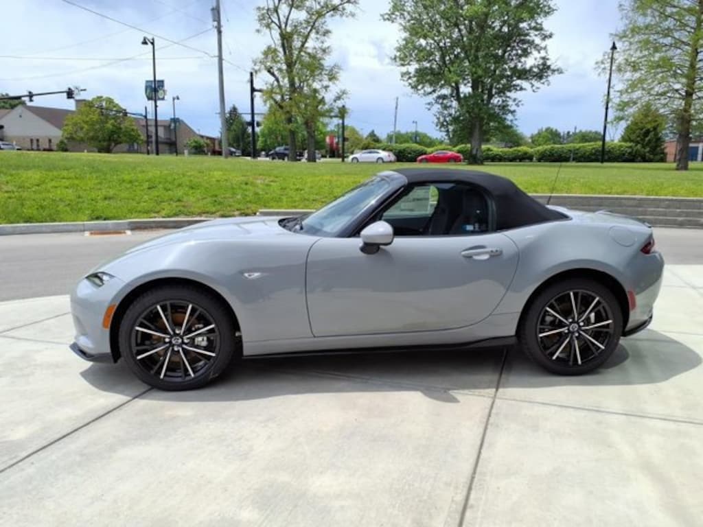 New 2026 Mazda MX-5 MIATA Grand Touring CONVERTIBLE
