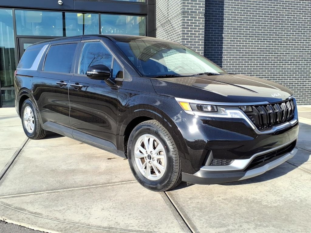 Used 2023 Kia Carnival LX Seat Package MPV