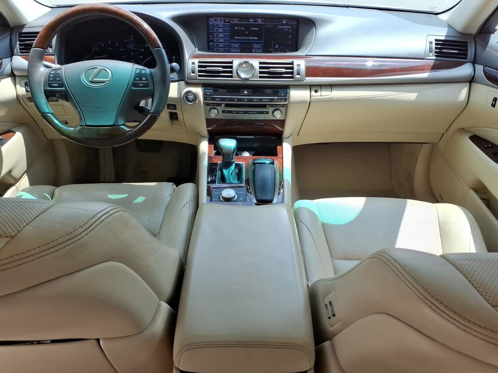 2014 Lexus LS Base - Photo 24