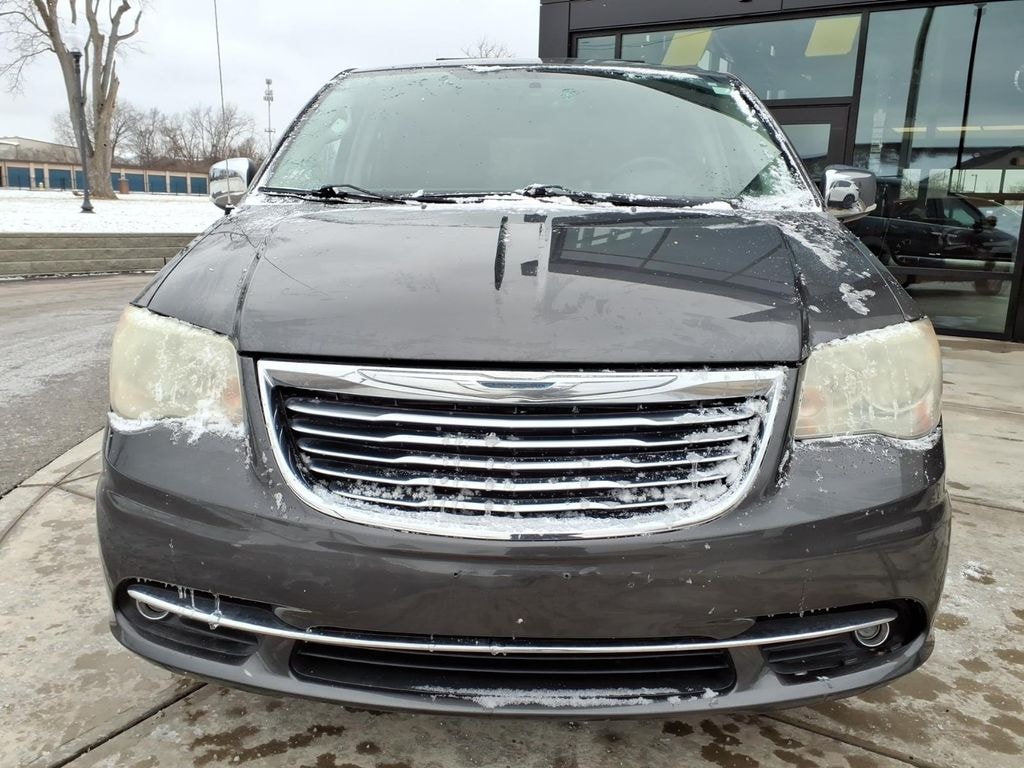 Used 2014 Chrysler Town & Country Touring-L Van