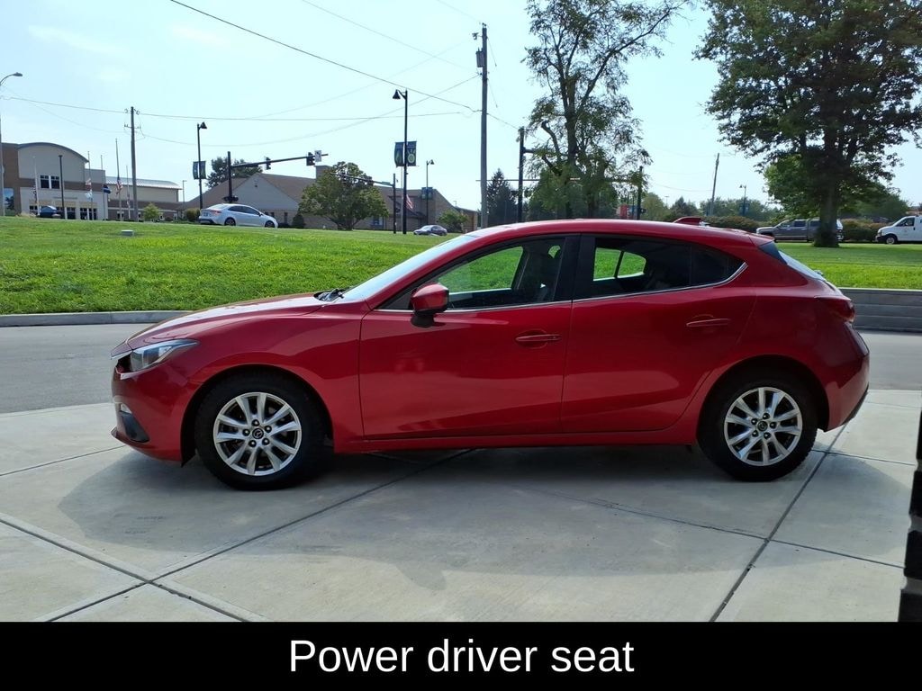 Used 2016 Mazda Mazda3 i Touring Hatchback